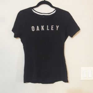 Oakley T-shirt